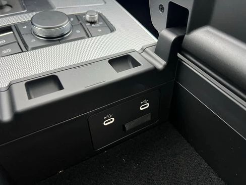 Certified 2025 MAZDA CX-90 Plug-In Hybrid w/Premium Sport image 36