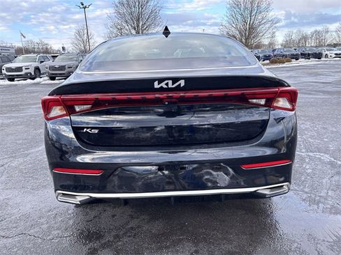 Used 2022 Kia K5 LXS image 10