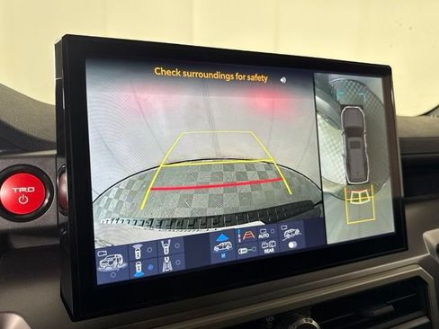 Used 2026 Toyota 4Runner TRD Off-Road Premium AWD/4WD image 19
