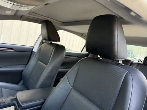 Used 2017 Lexus ES 350 w/ Premium Package image 15