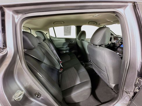 Used 2023 Nissan Leaf S image 28