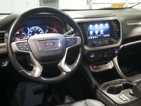 Used 2020 GMC Acadia Denali image 14