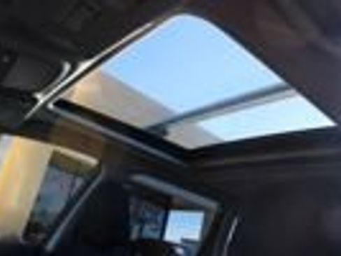 Used 2022 Subaru Forester Premium w/ Popular Package #1 image 8