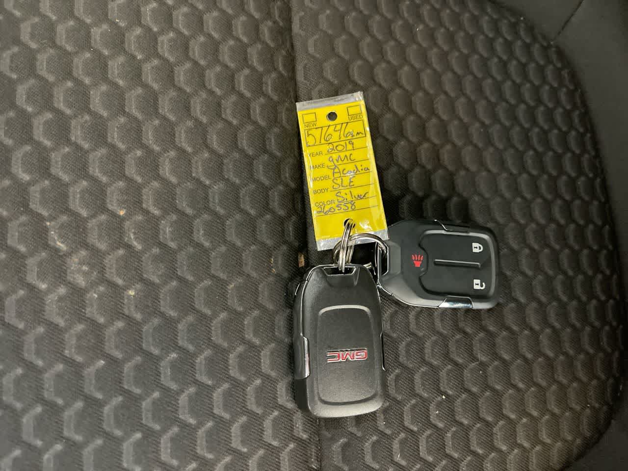 Used 2019 GMC Acadia SLE AWD/4WD image 27