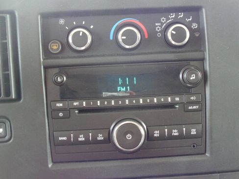 Used 2014 Chevrolet Express 1500 LT w/ LT Preferred Equipment Group image 29