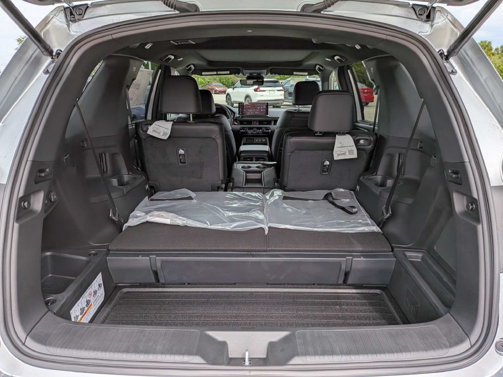 New 2026 Honda Pilot Black Edition image 12