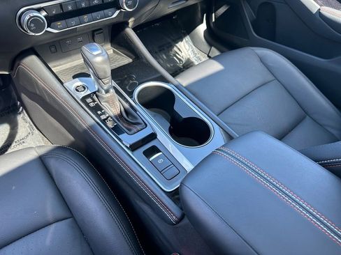 Used 2023 Nissan Altima 2.5 SR w/ SR Premium Package AWD/4WD image 19