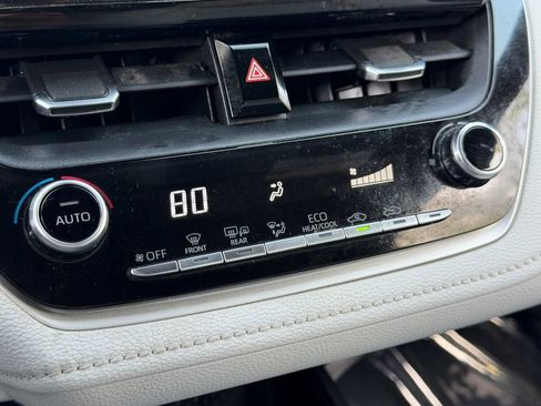 Used 2019 Toyota Corolla SE FWD image 20