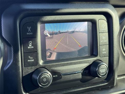 Used 2021 Jeep Gladiator Sport w/ Trailer Tow Package image 18