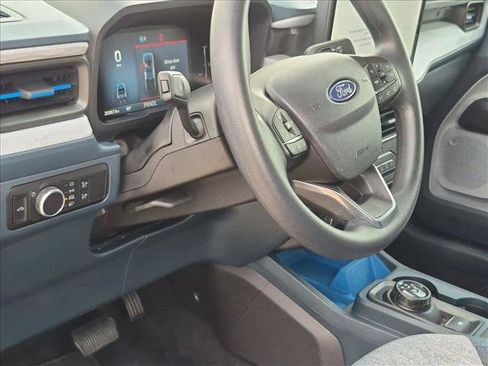 Certified 2025 Ford Maverick XLT w/ Equipment Group 302A AWD/4WD image 9