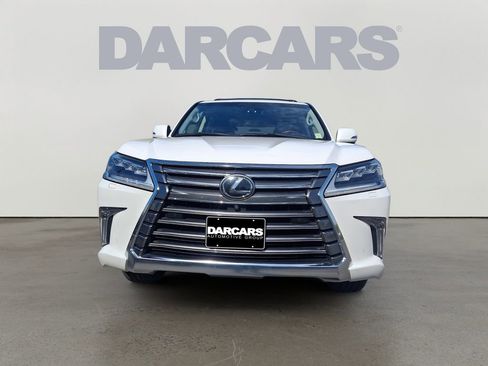 Used 2021 Lexus LX 570 4WD w/ Luxury Package image 2