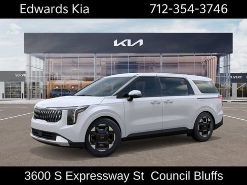 New 2027 Kia Carnival EX FWD image 3