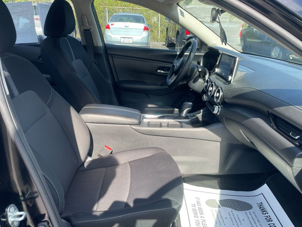 Used 2025 Nissan Sentra SV FWD image 9