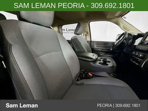 Used 2019 RAM 3500 Big Horn image 24