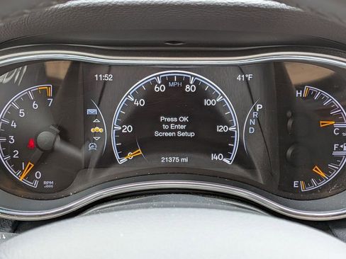 Certified 2020 Jeep Grand Cherokee Laredo image 14