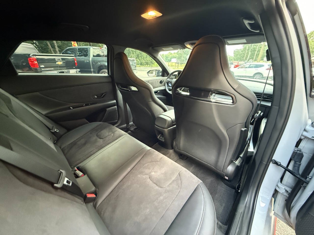 Used 2025 Hyundai Elantra N FWD image 22