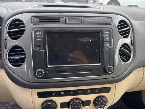 Used 2013 Volkswagen Tiguan S AWD/4WD image 20