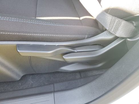 New 2026 Chevrolet Equinox EV LT image 20