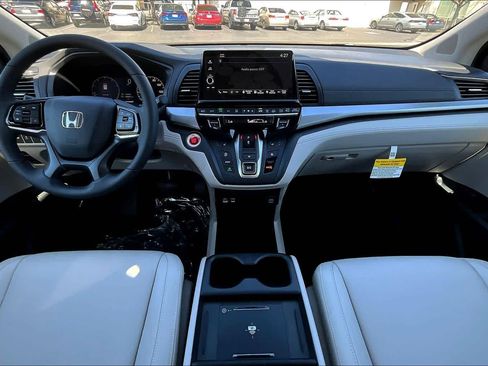 New 2026 Honda Odyssey EX-L image 5