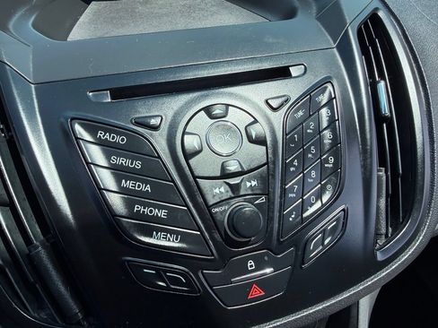 Used 2015 Ford Escape SE FWD image 41