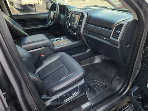 Used 2021 Ford Expedition Max Platinum AWD/4WD image 24
