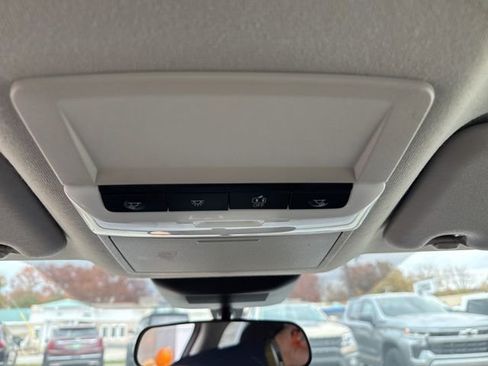 Used 2022 Nissan Sentra SV image 24