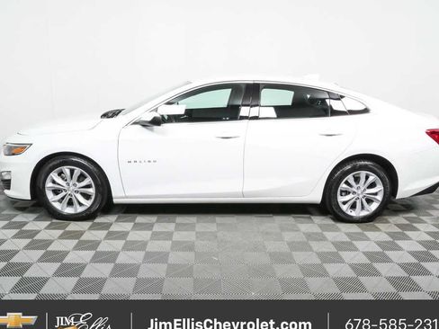Used 2025 Chevrolet Malibu LT FWD image 28