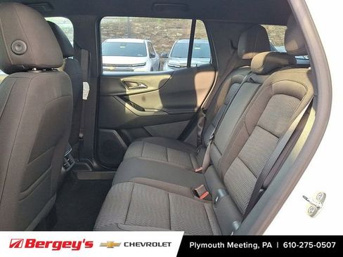 New 2026 Chevrolet Equinox LT image 5