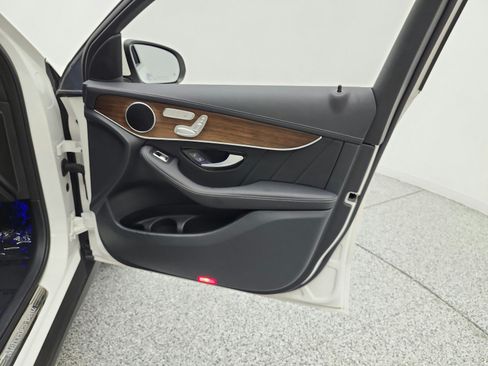 Certified 2022 Mercedes-Benz GLC 300 4MATIC Coupe image 21