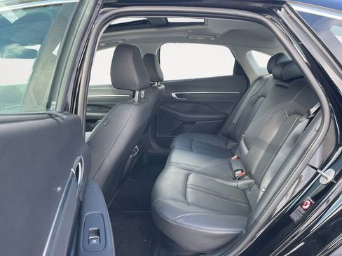Used 2023 Hyundai Sonata Limited image 13