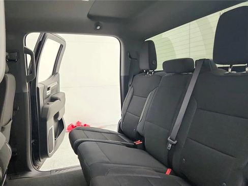 Used 2023 Chevrolet Silverado 1500 LT AWD/4WD image 31