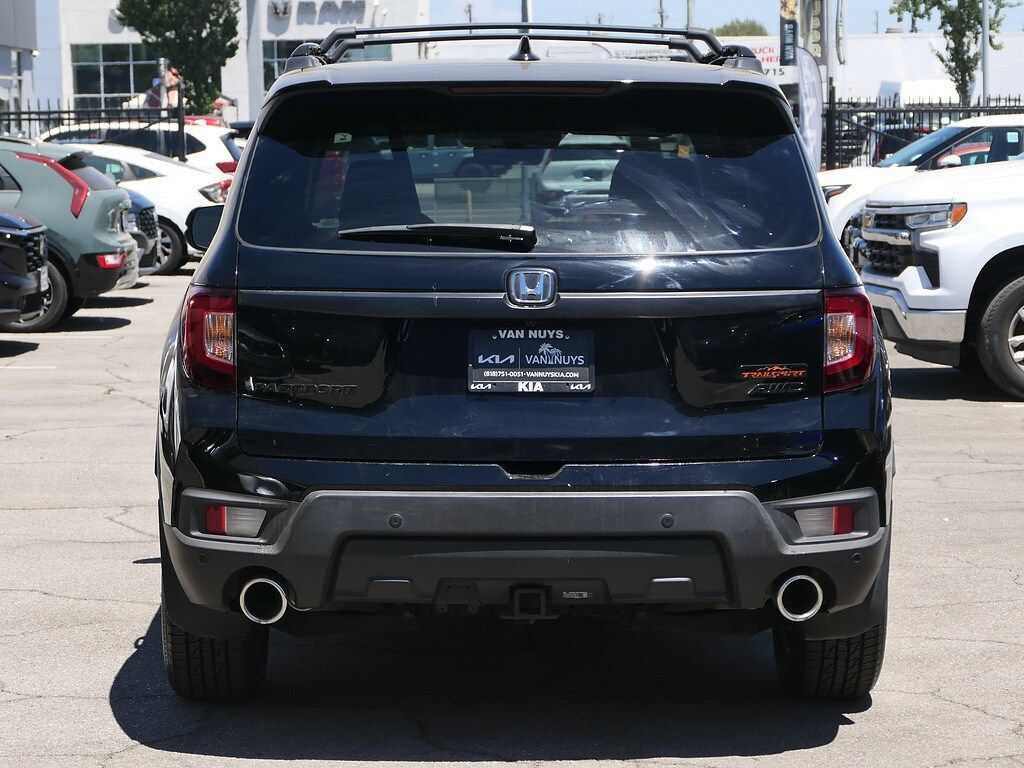 Used 2023 Honda Passport TrailSport image 5