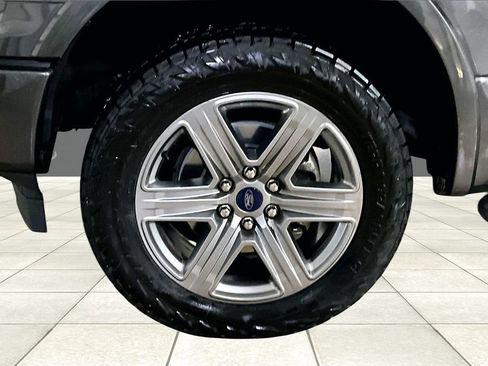Used 2019 Ford F150 XLT w/ Equipment Group 302A Luxury image 10