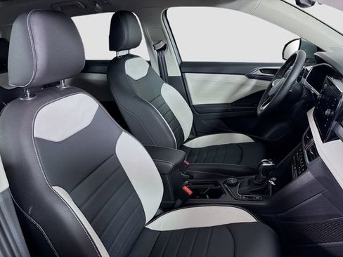 New 2026 Volkswagen Taos SEL AWD/4WD image 31