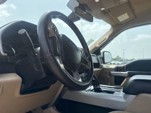 Used 2015 Ford F150 Lariat w/ Equipment Group 502A Luxury RWD image 32