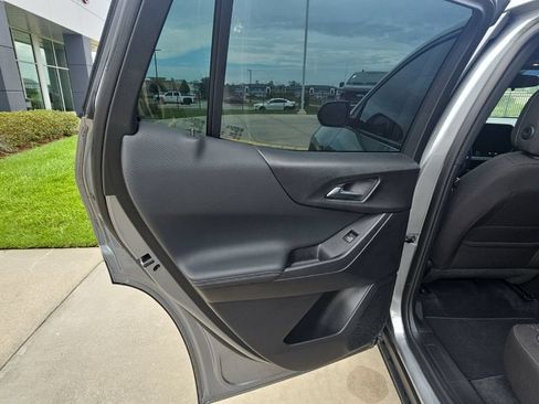 Used 2026 Chevrolet Equinox LT FWD image 14