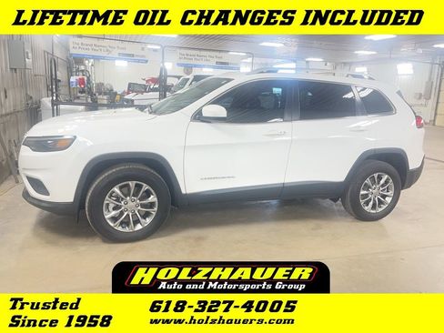 Used 2021 Jeep Cherokee Latitude Lux w/ Comfort/Convenience Group AWD/4WD image 1