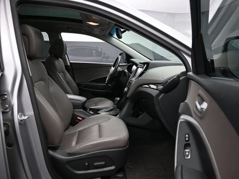 Used 2015 Hyundai Santa Fe Limited w/ Option Group 04 AWD/4WD image 28