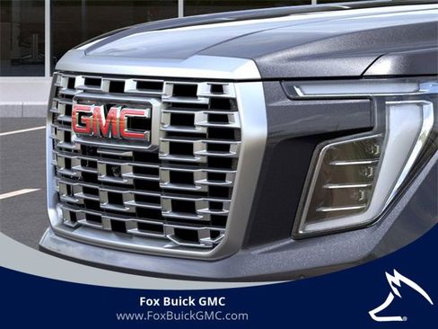 Used 2026 GMC Yukon XL Denali w/ Sun & Power Step Package image 13