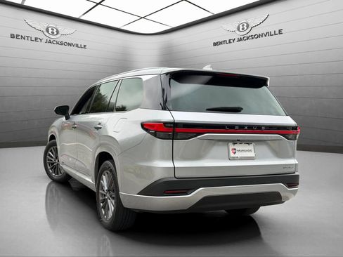 Used 2024 Lexus TX 350 FWD image 3