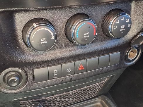 Used 2016 Jeep Wrangler Unlimited Sport w/ Quick Order Package 24S image 7