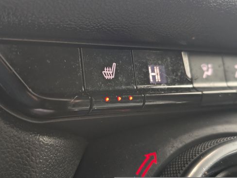 Used 2020 Chevrolet Blazer LT image 4