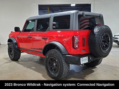 Used 2023 Ford Bronco Wildtrak AWD/4WD image 12