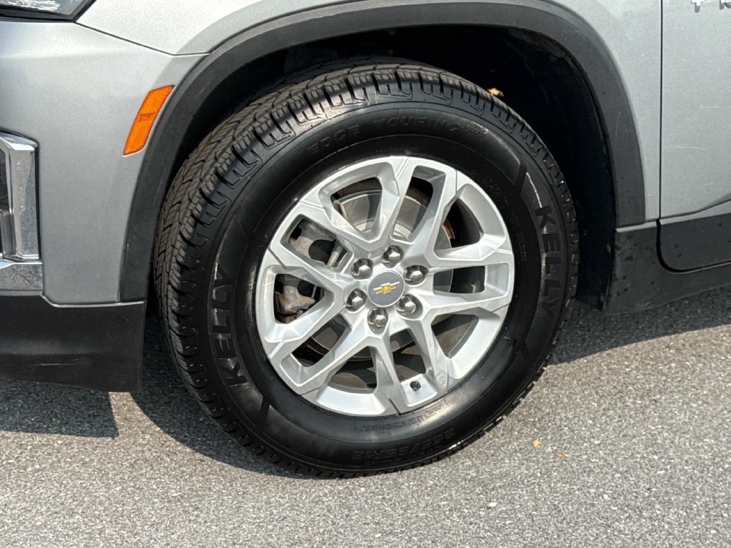 Used 2023 Chevrolet Traverse LS w/ Safety Package AWD/4WD image 30