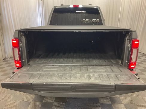 Used 2022 Ford F350 Platinum AWD/4WD image 12