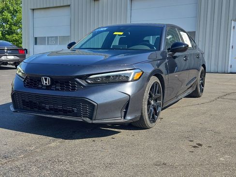 Certified 2025 Honda Civic Sport image 3