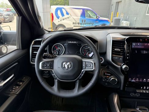 New 2026 RAM 1500 Big Horn AWD/4WD image 8