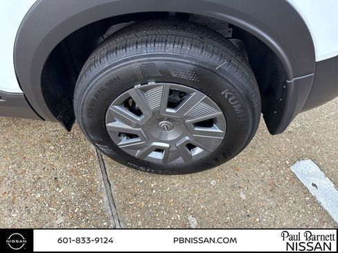 New 2026 Nissan Kicks S image 30