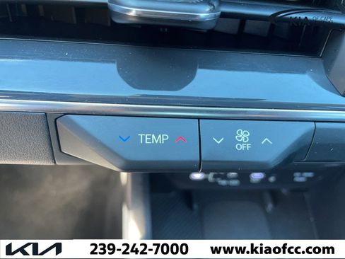 Certified 2025 Kia K4 EX image 26