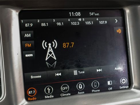 Used 2019 Dodge Charger R/T image 30